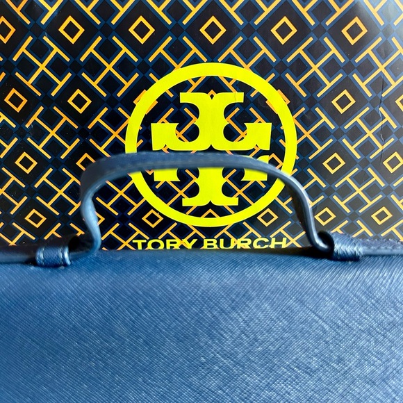 Tory Burch Saffiano Leather Handle Bag - Picture 3 of 11